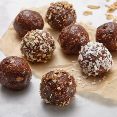 Muesli No-Bake Almond Chia Bites